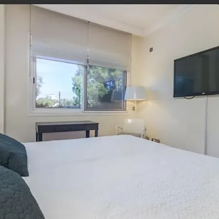 Apartment 3 Bed Embrujo De Banus, 4 Min Walk To Beach! Marbella